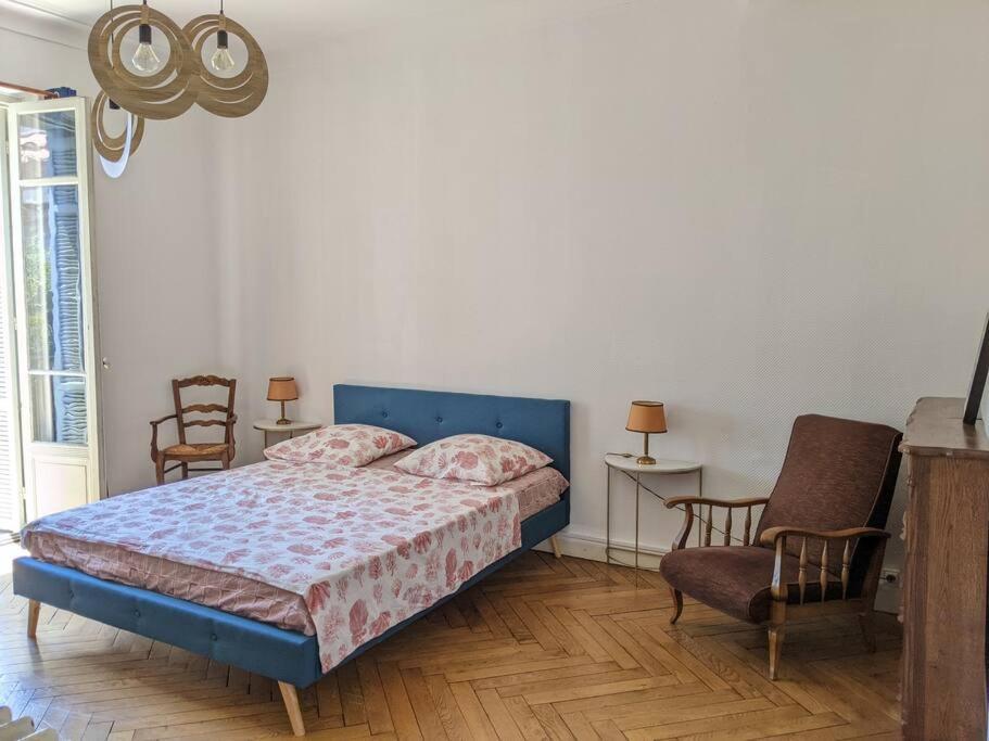 Amazing 2-Bedroom Apartment In Nice Near The Beach Kültér fotó