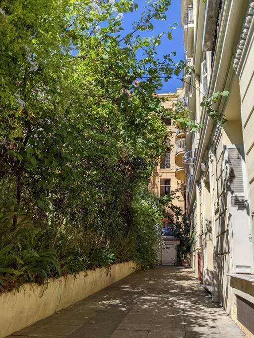 Amazing 2-Bedroom Apartment In Nice Near The Beach Kültér fotó