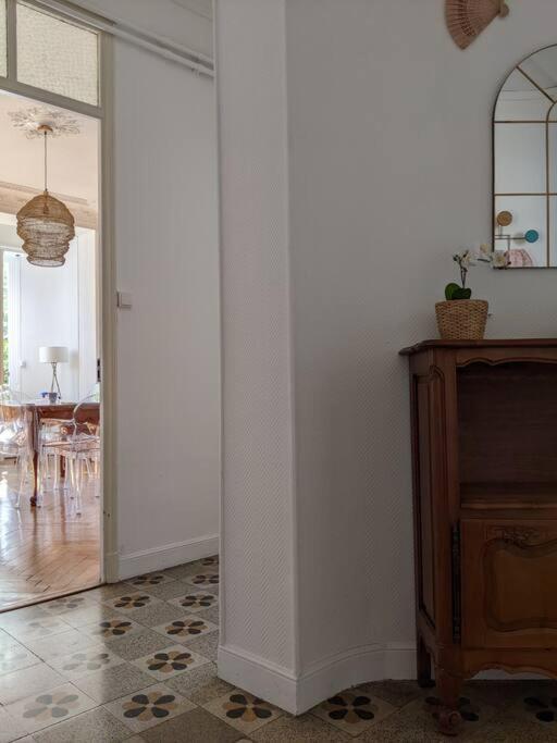 Amazing 2-Bedroom Apartment In Nice Near The Beach Kültér fotó